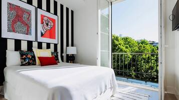 1 slaapkamer, een strijkplank/strijkijzer, internet, beddengoed