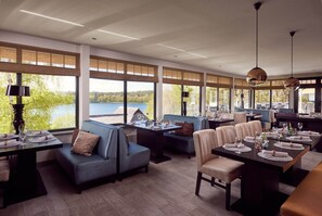 House | Dining