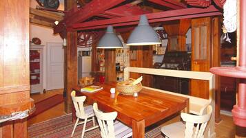 House | Private kitchen | Fridge, electric kettle, toaster, highchair