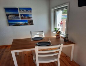 Apartment | Dining - Ferienwohnung am Oase am Vilzsee (Mirow)