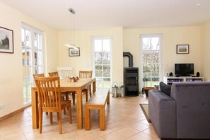House | Dining