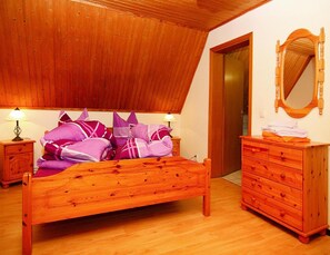 Apartment | 1 Schlafzimmer, individuell eingerichtet