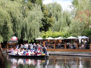 Huoneisto | Ruokailu