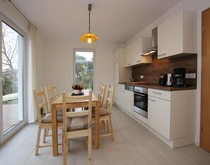 House | Dining - Ferienhaus Kiebitz, Plau am See (Plau am See)