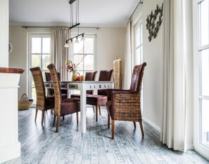 하우스 | 다이닝