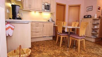 Apartment | Private kitchen | High chair