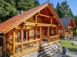 Unclassified image, 3 of 25, button - Log Cabin in Schierke (Wernigerode)