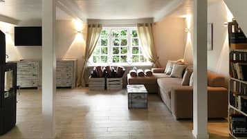 House | Living room | Fireplace