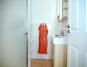 Apartment | Bathroom