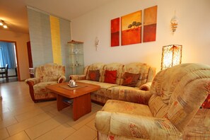 Living room - Ferienwohnung, Nienhagen (Nienhagen)