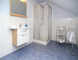 Apartment | Badezimmer