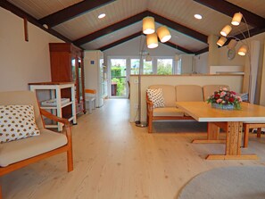 House | Dining - Holiday Home in Krusendorf Near Baltic Sea (Schwedeneck)