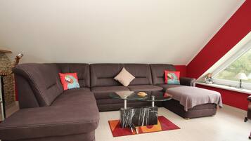 Apartment | Living room