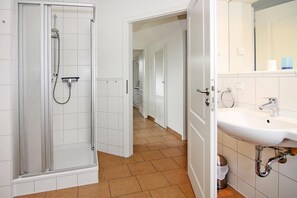 House | Bathroom - Ferienhaus in Zirchow auf Usedom (Zirchow)