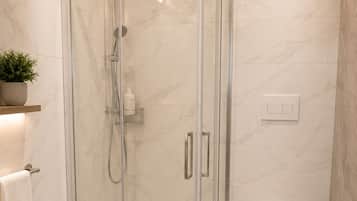 Basic Room | Bathroom | Bidet