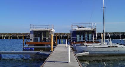 Hausboot Schwimmendes Haus in Ribnitz-damgarten
