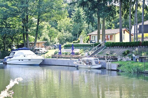Ferienhaus Vieting Direkt am Eldeufer in Parchim