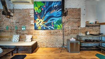 Comfort Room, Garden View | 1 bedroom, individually decorated, individually furnished, free WiFi