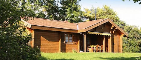 Bungalow | Exterior