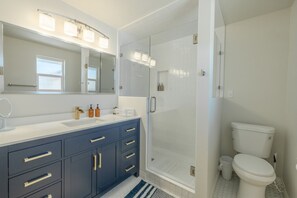 Immagine non classificata, 2 di 69, pulsante