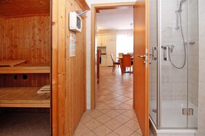 Bathroom - Ferienhaus Lotusblume in Zirchow (Zirchow)
