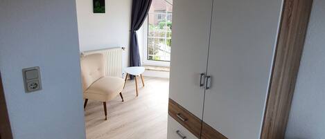 Ferienhaus | 2 Schlafzimmer, individuell eingerichtet