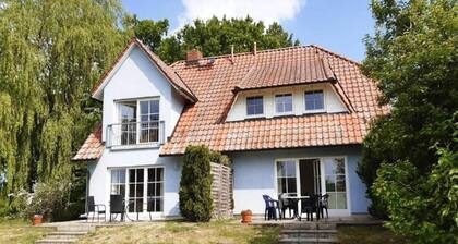 Ferienwohnungen Blaues Haus, Putbus