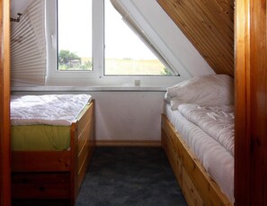 Ferienhaus | 2 Schlafzimmer, individuell eingerichtet