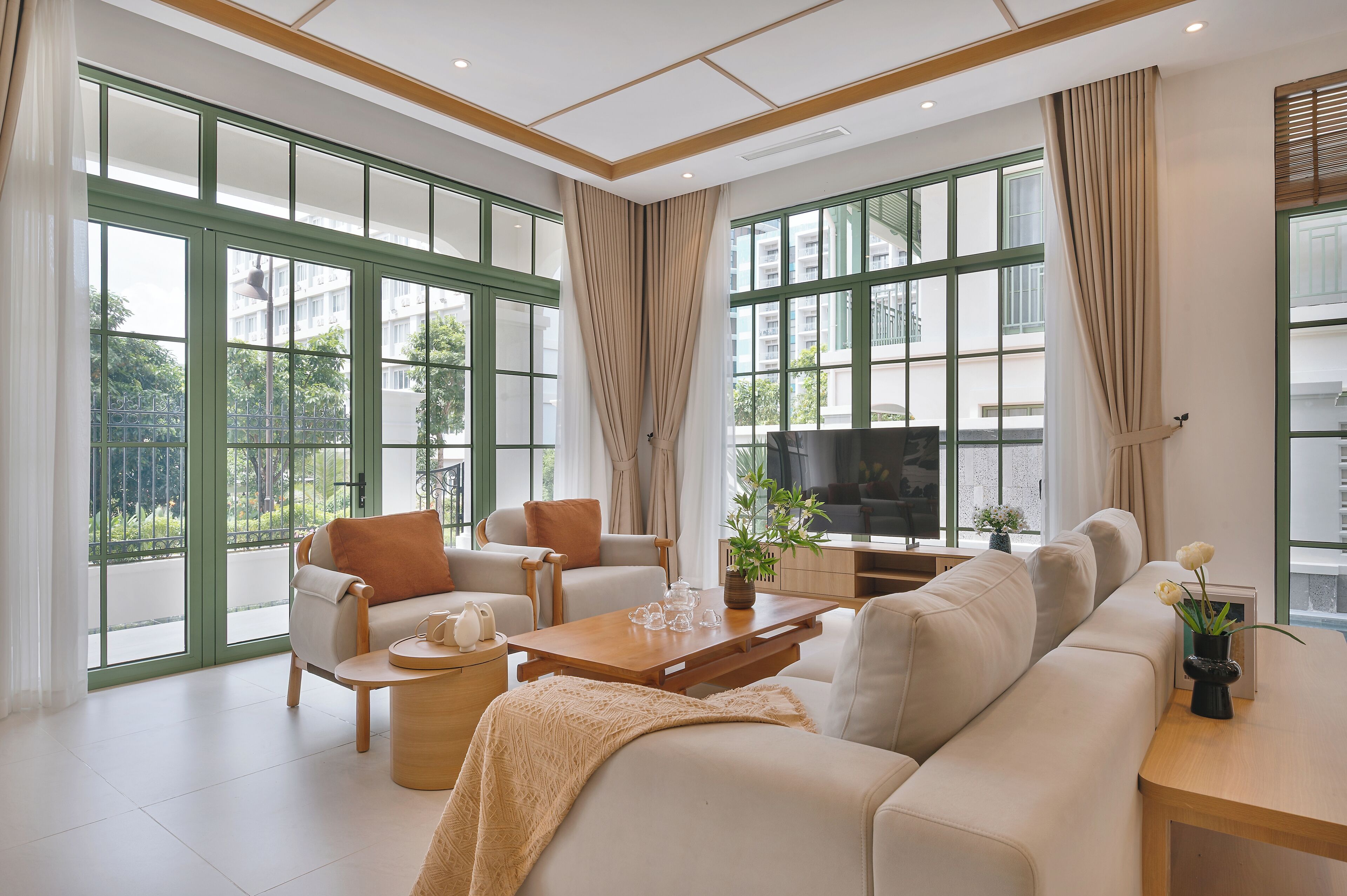 Villa Deluxe - 4 sovrum - privat pool - utsikt mot staden | Vardagsrum