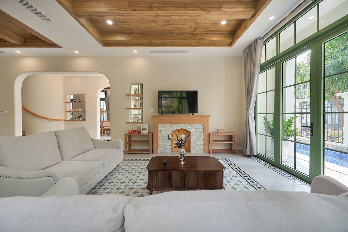 Luxury Villa, 5 Bedrooms, Private Pool, City View | Living area