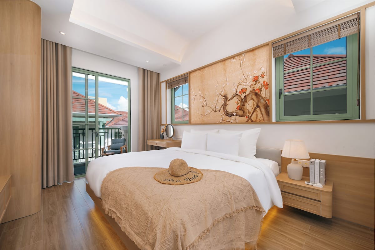Villa Deluxe, 4 habitaciones, alberca privada, vista a la ciudad | 3 habitaciones, muebles diferentes y escritorio