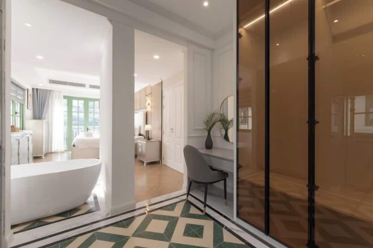 Individualmente mobiliados, escrivaninha