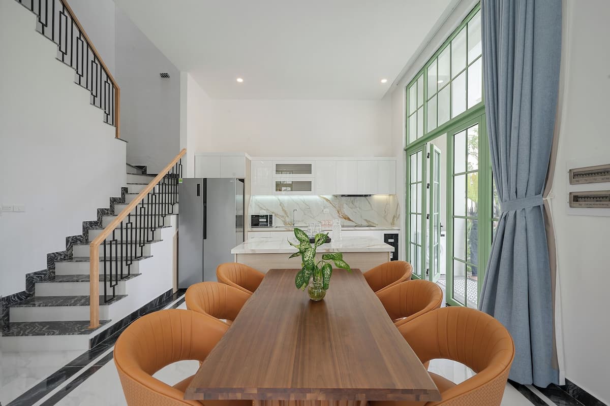 Villa Deluxe, 4 habitaciones, alberca privada, vista a la ciudad | Área de sala de estar