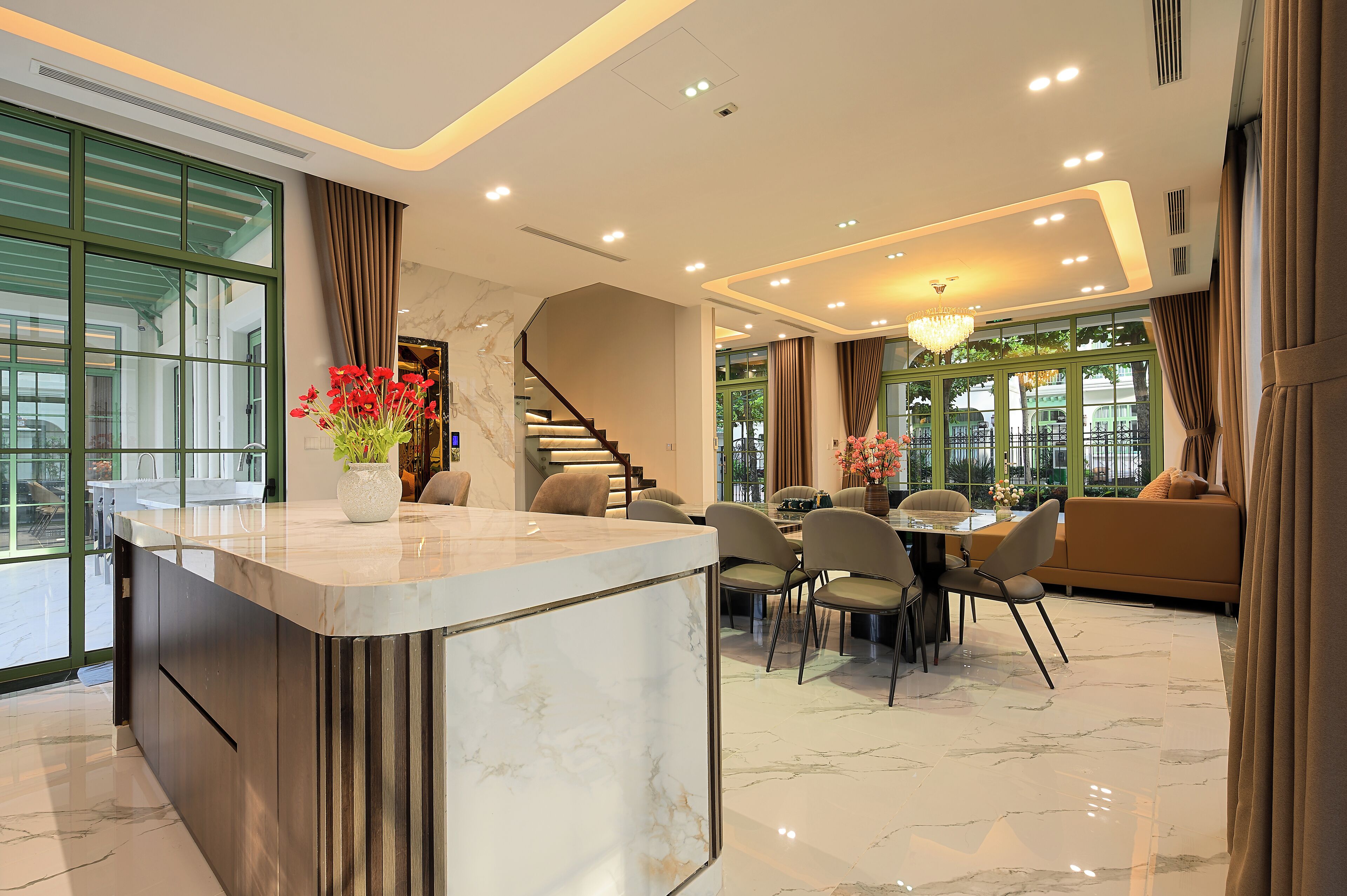 Deluxe Villa, Multiple Bedrooms, Private Pool, City View | Living area