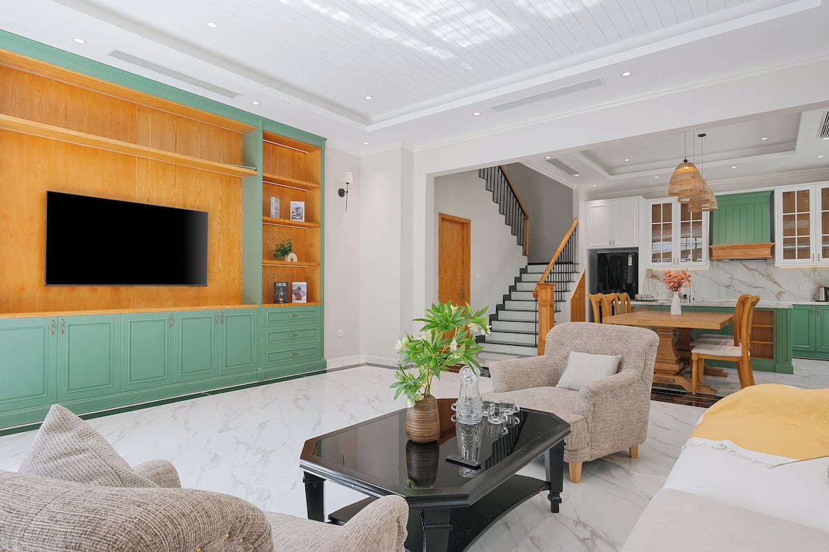 Deluxe Villa, 4 Bedrooms, City View | Living area