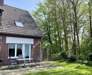 Apartment | Garden