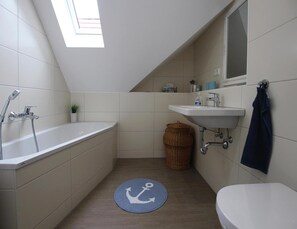 Apartment | Badezimmer