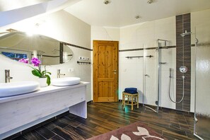 Apartment | Bathroom - Apartment, Kenz-kustrow (Kenz-Küstrow)
