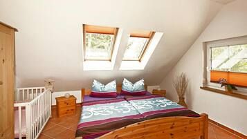 Apartment | 2 bedrooms, individually furnished