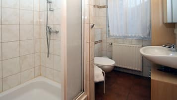 Apartemen | Kamar mandi