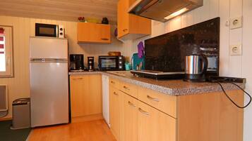 Nhà | Bếp riêng | Ấm điện, lò nướng bánh mì, ghế cao cho trẻ em