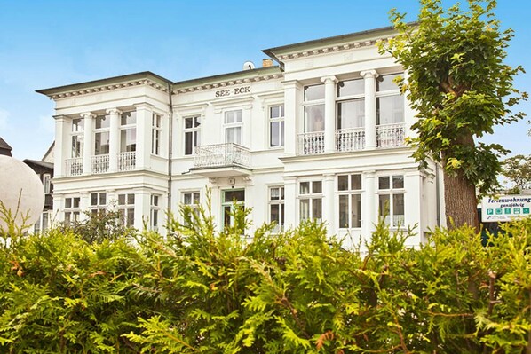 Apartment | Exterior