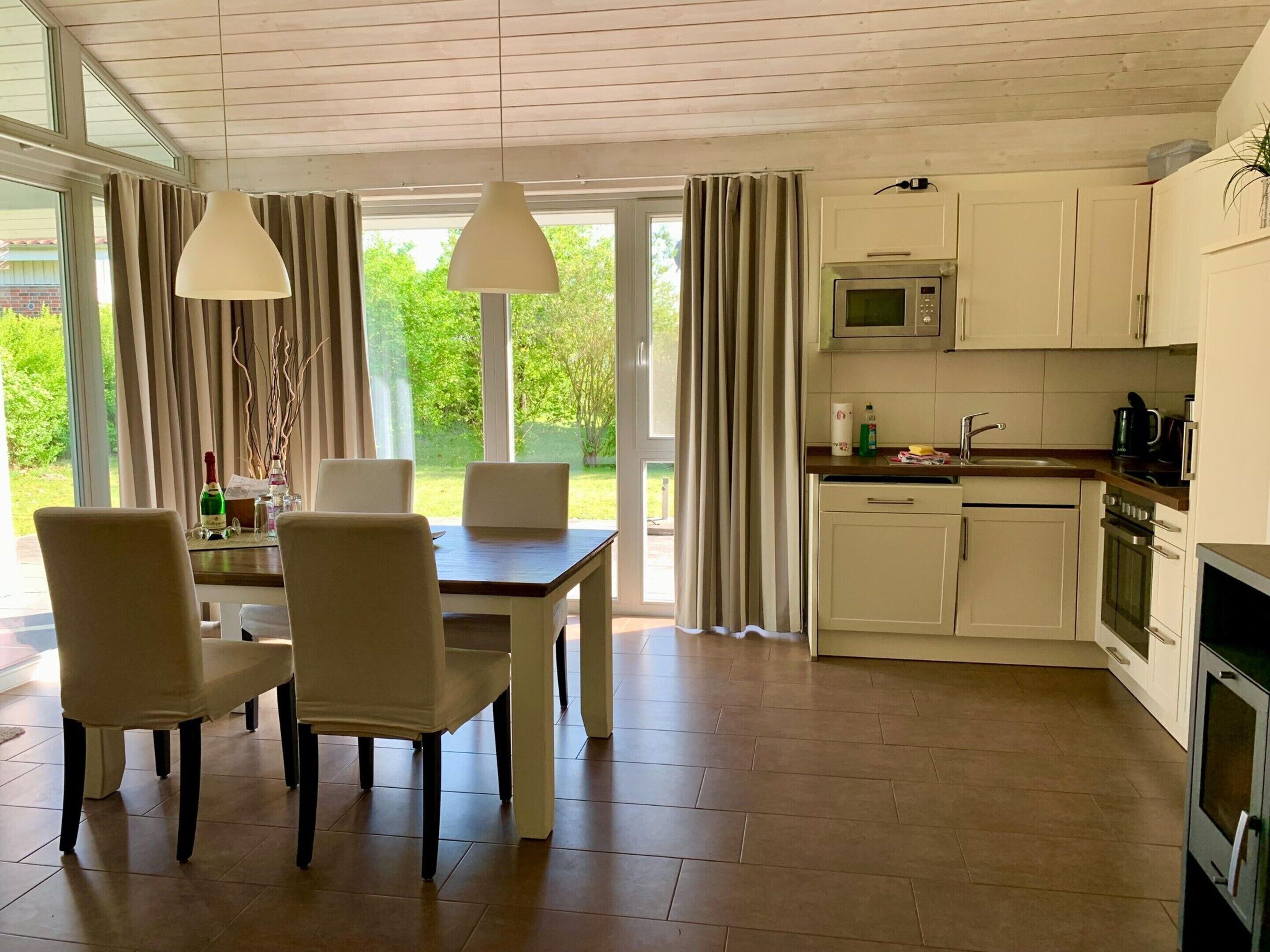 House | Dining