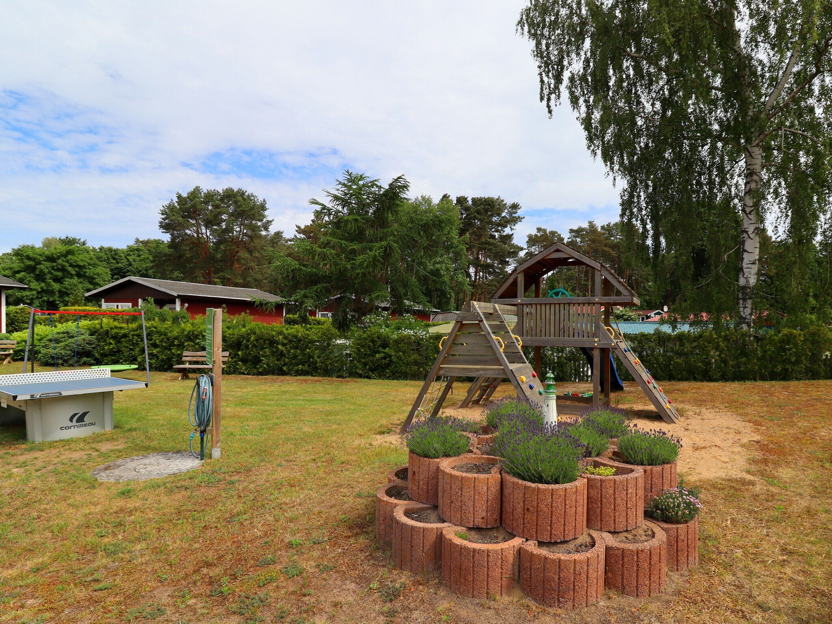 Bungalow | Property amenity