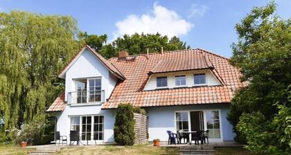 Ferienwohnungen Blaues Haus, Putbus