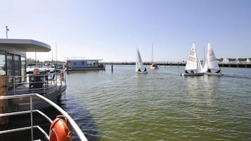 Mobil Karavan | Pemandangan dari properti