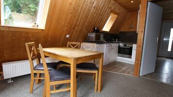 House | Tempat makan