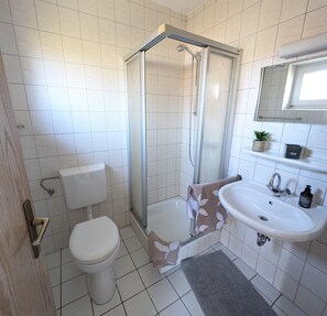 House | Bathroom - Gemutliche Doppelhaushalfte in Nessmersiel (Dornum)