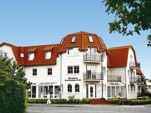 Apartment | Exterior - Apartment in Norderney Near Sandy Beaches (Norderney)