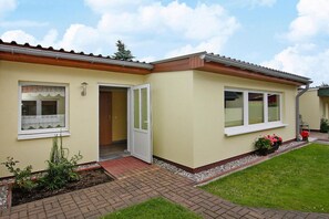 House | Exterior - Cottage, Karl Hagen (Karlshagen)